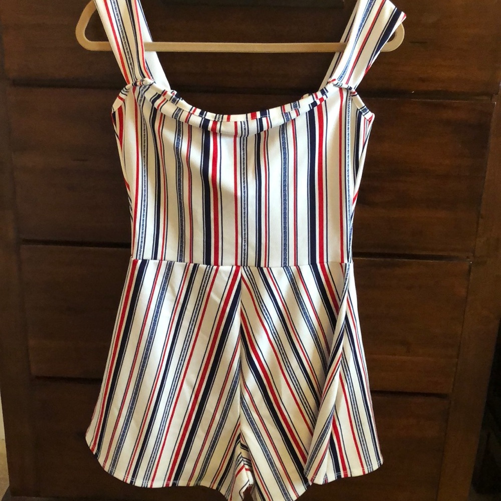 Romper - Picture 6 of 7